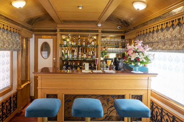 Deccan Odyssey Lounge Bar Pic